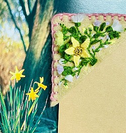 Dararat flowers, grass flowers and pennywort leaves with f5 embroidery techniques